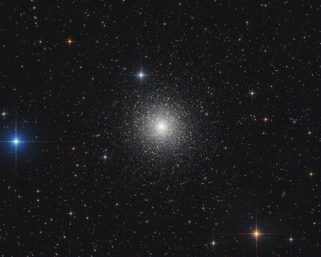 Globular cluster M15. Image credit: ESA/Hubble, NASA.